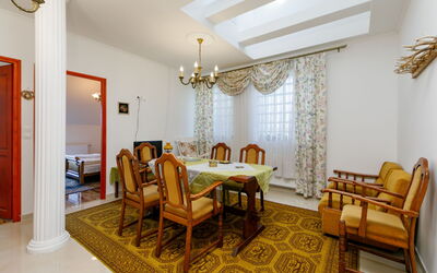 Accommodation:&nbsp;Tilia 1 600.1