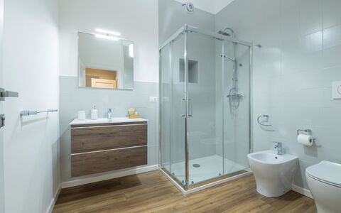 Accommodation:&nbsp;Valeria 110.4
