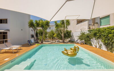 Accommodation:&nbsp;Valeria 110.1