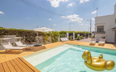 Accommodation:&nbsp;Valeria 110.1