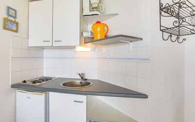 Accommodation:&nbsp;Les Goelettes 650.15