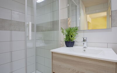 Accommodation:&nbsp;Le Hameau du Rivage 700.6