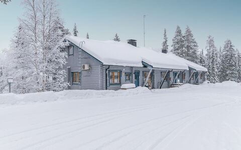 Karhunpesä a: Furniture, Chair, Outdoor Furniture, Table, Wood, Outdoor Table, Kitchen & Dining Room Table, Shade, Garden, Umbrella