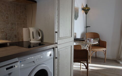 Saint Cyprien 770: Laundry Room, Clothes Dryer, Cabinetry, Property, Washing Machine, Kitchen Appliance, Wood, Building, Interior Design, Kitchen