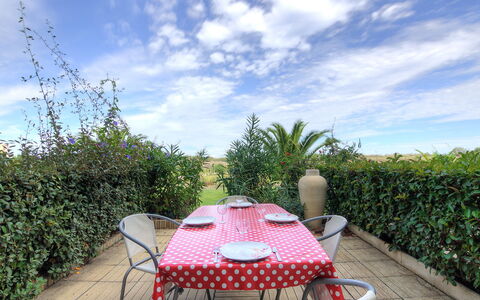 Catalona: Property, Sky, Real Estate, House, Vacation, Building, Table, Furniture, Summer, Tree