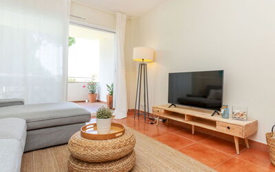 Accommodation:&nbsp;Green Mar H 1647.3