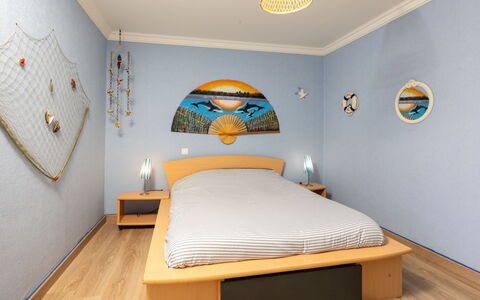 La Grève: Furniture, Bed, Bedroom, Interior Design, Bedding, Bed Sheet, Wood, Floor, Flooring, Linens