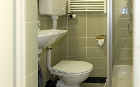 Luna: Toilet Seat, Bathroom, Toilet, Plumbing Fixture, Bathroom Sink, Sink, Tap, Plumbing, Interior Design, Flooring