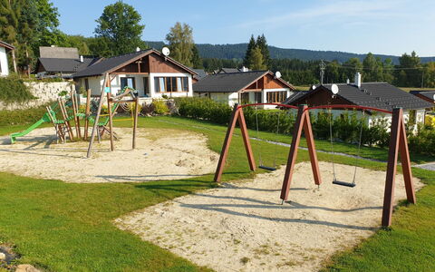 Lipno Nad Vltavou 87: Plant, Sky, Property, Tree, Shade, Land Lot, House, Cloud, Leisure, Building