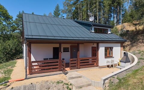 Kyjov U Krásné Lípy: Home, Cottage, House, Roof, Rural Area, Log Cabin, Siding, Larch, Farmhouse, Estate
