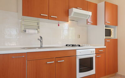 Accommodation:&nbsp;Katica 101.2