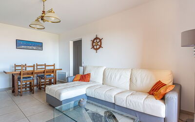 Accommodation:&nbsp;Le Bois du Coteau 201.2