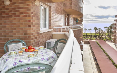 Acapulco Iii: Apartment, Urban Design, Condominium, Balcony, Hotel
