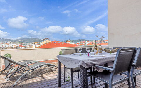 Les Terrasses de L'Escurial: Plant, Building, Daytime, Property, Water, Sky, Blue, Azure, Tree, Arecales