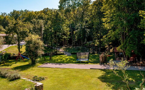Villa Antonio: Plant, Sky, Plant Community, Natural Landscape, Tree, Land Lot, Grass, Leisure, Woody Plant, Shrub