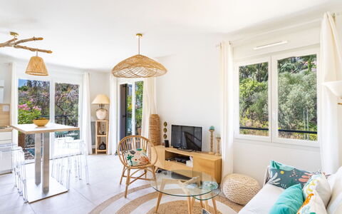 Accommodation:&nbsp;Le Clos Jardin 109.3