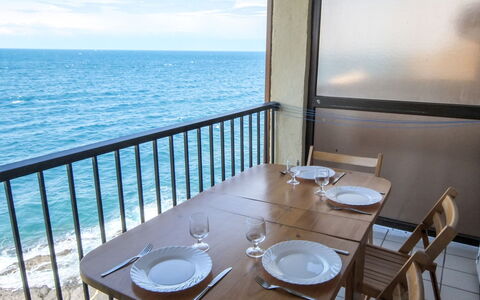 Accommodation:&nbsp;Les Roches Bleues 400.2