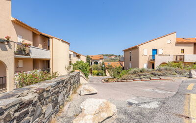 Accommodation:&nbsp;Les Roches Bleues 400.1