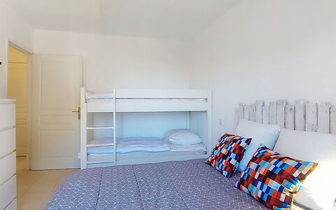 Les Grenadines: Furniture, Interior Design, Bedroom, Bed, Floor, Flooring, Wood, Bedding, Bed Sheet, Room