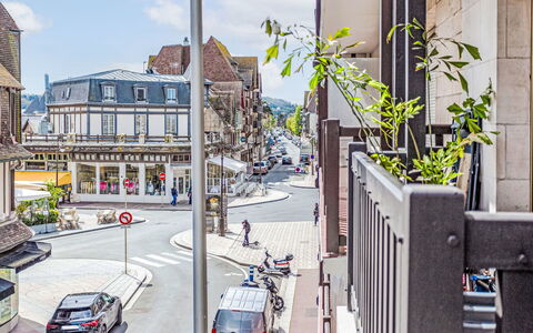 Castel Saint Clair: Apartment, Balcony, Condominium, Hotel, Resort, Resort Town, Hacienda, Villa, Seaside Resort