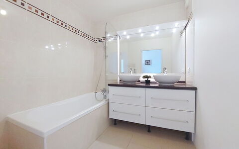 Villa Regatta: Plumbing Fixture, Bathroom, Interior Design, Flooring, Sink, Floor, Tap, Bathroom Sink, Mirror, Plumbing