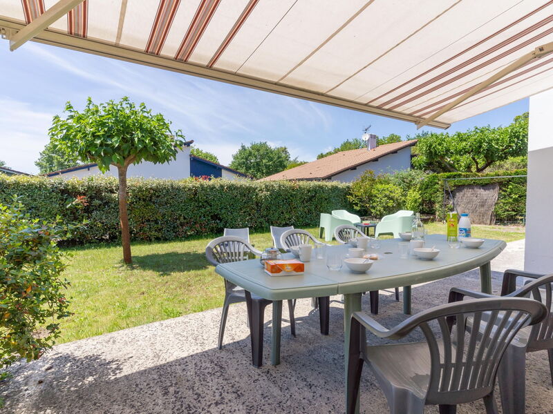 Accommodation:&nbsp;Les Trounques 495.1