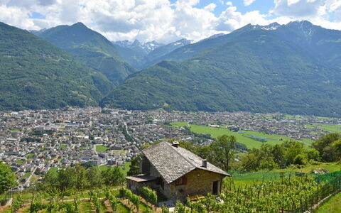 Rustico Rebustella: Cloud, Mountain, Sky, Plant, Ecoregion, Nature, Natural Landscape, Building, Highland, Land Lot