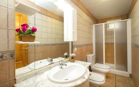Solpadel: Plumbing Fixture, Bathroom Sink, Sink, Bathroom, Interior Design, Flooring, Floor, Tap, Countertop, Plumbing