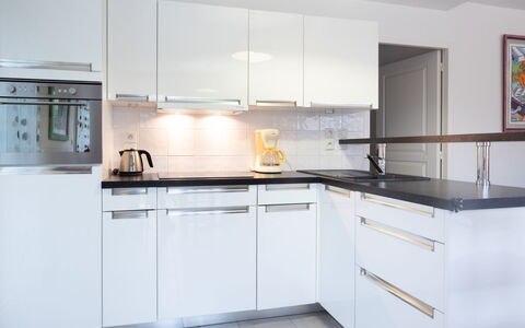 Les Jardins du Levant: Cabinetry, Countertop, Kitchen Sink, Kitchen Appliance, Kitchen, Home Appliance, Sink, Kitchen Stove, Lighting, Interior Design