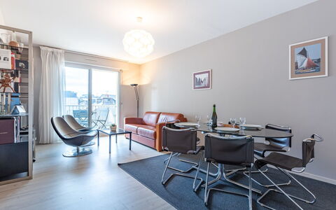 Le Galion: Property, Building, Furniture, Comfort, Azure, Interior Design, Window, Wood, Bed Frame, Pillow