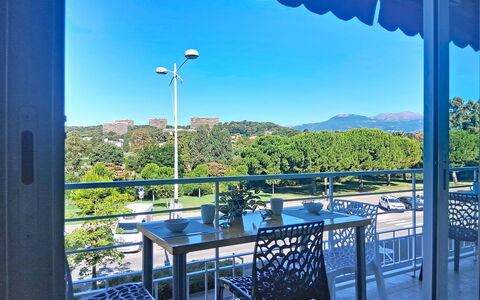 Accommodation:&nbsp;L'Auteuil 156.2