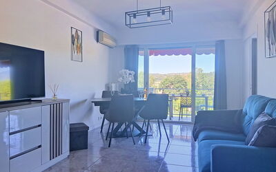 Accommodation:&nbsp;L'Auteuil 156.2