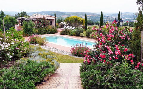 Les Ecuries: Garden, Property, Natural Landscape, Real Estate, Botanical Garden, Botany, Flower, House, Plant, Tree
