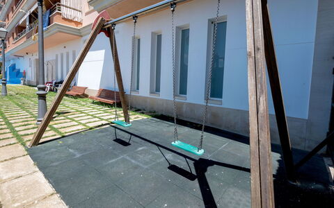 Eureka: Window, Building, Property, Sports Equipment, Wood, Shade, Road Surface, Asphalt, Outdoor Furniture, Urban Design