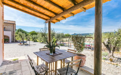Accommodation:&nbsp;Papilio 650.7