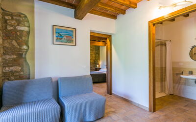 Accommodation:&nbsp;Olea 650.4
