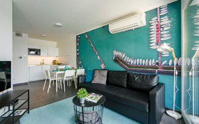 Füred 836.3: Furniture, Property, Table, Couch, Decoration, Interior Design, Living Room, Floor, Houseplant, Studio Couch