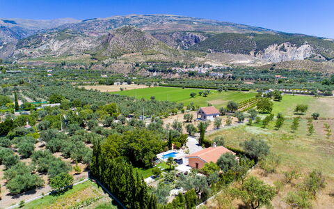 Rincón del sur: Sky, Plant, Mountain, Property, Plant Community, Natural Landscape, Tree, Land Lot, Vegetation, Grass