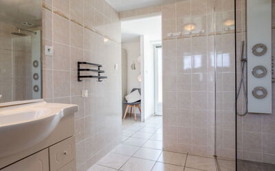 Accommodation:&nbsp;L'Oyat 652.1