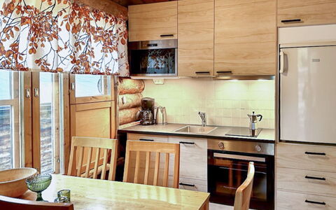 Salmikankaan Kelo D2: Furniture, Interior Design, Countertop, Kitchen, Wood, Flooring, Cabinetry, Kitchen Appliance, Sink, Lighting