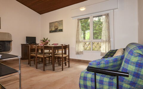 Villaggio Laura: Furniture, Table, Chair, Building, Houseplant, Wood, Flowerpot, Comfort, Plant, Architecture