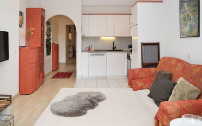 Accommodation:&nbsp;Alpes et Lac 28 205.1