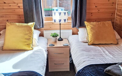 Loch Leven Lodge 12