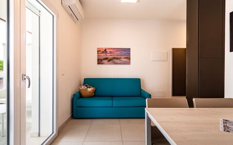 Accommodation:&nbsp;Iris Suite 755.1