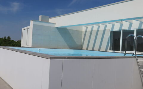 Bibione 755: Cloud, Sky, Azure, Rectangle, Shade, Wood, Urban Design, Composite Material, Facade, Slope