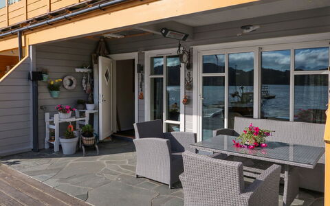 Heningen: Furniture, Flowerpot, Houseplant, Flower, Plant, Porch, Shade, Architecture, Interior Design, Floor
