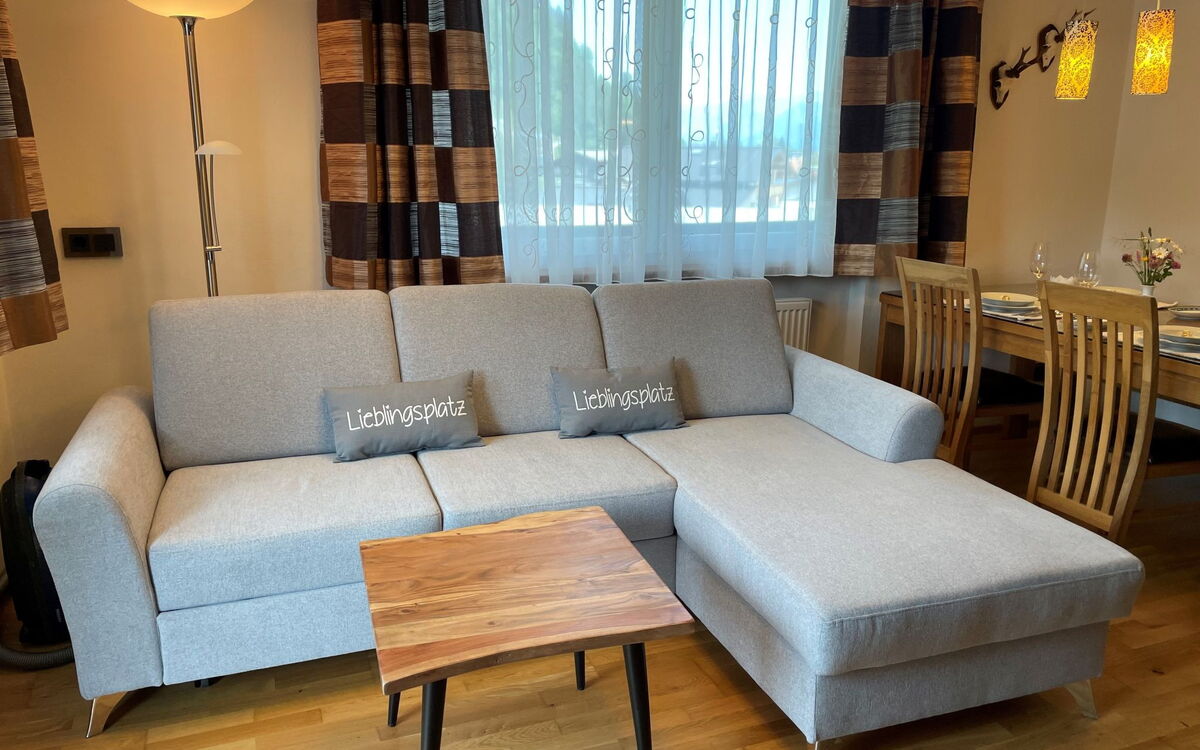 Accommodation:&nbsp;Areitblick 615.4