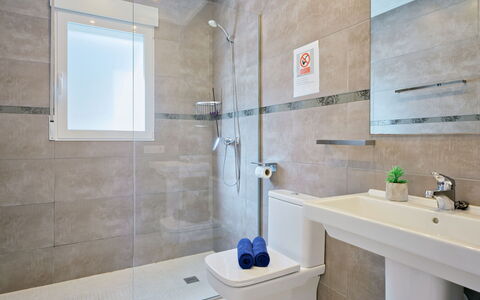 Villa Ewa: Plumbing Fixture, Property, Tap, Bathroom, Sink, Azure, Building, Shower, Shower Head, Interior Design
