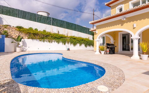 Villa Ewa: Water, Sky, Cloud, Plant, Property, Building, Blue, Swimming Pool, House, Tree