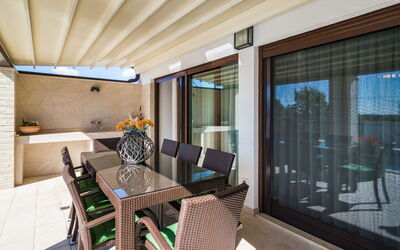 Villa Mala Halu